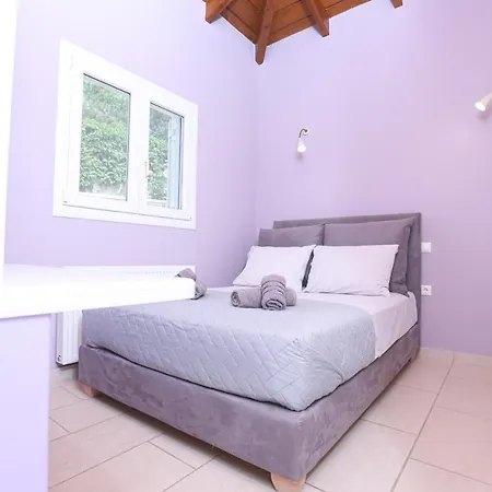 Sophia * Agios Ioannis (Corfu)